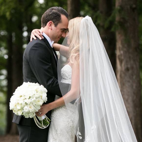 Meet your Posher, Danielle - Picture 1 of 1